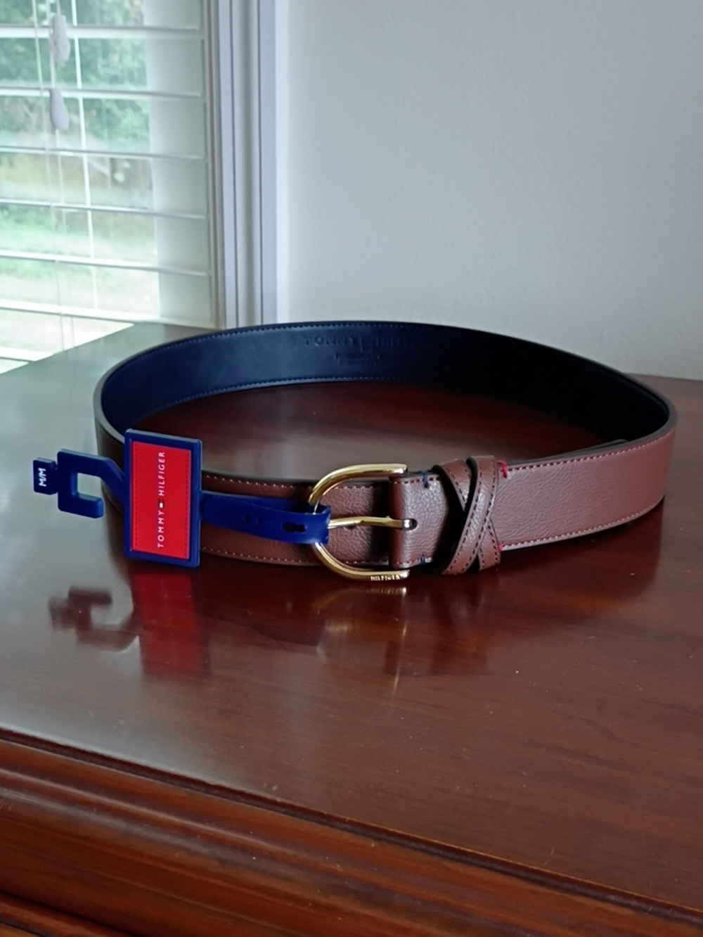 NWT Tommy Hilfiger Brown Leather Belt with Gold Buckle, M